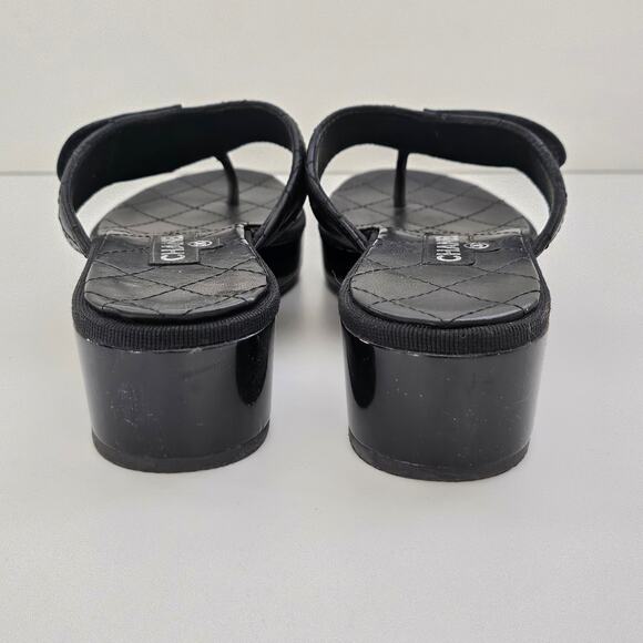 Chanel Turnlock Black Leather Sandals US 8 / EU 38 - Picture 4 of 6